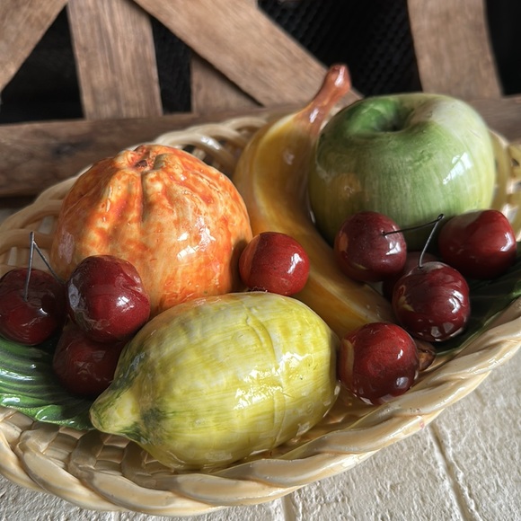 Vintage Majolica Fruit Bowl Bassano Italy Woven Basket Weave 11" Large (36) - Picture 4 of 8